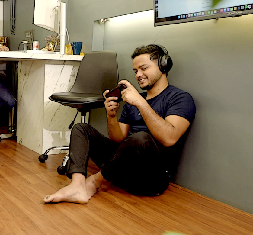 Haan Infoworld studio workspace